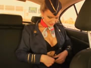 Fucking de vlucht ondeugende stewardess